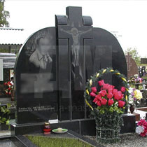 гранитный памятник