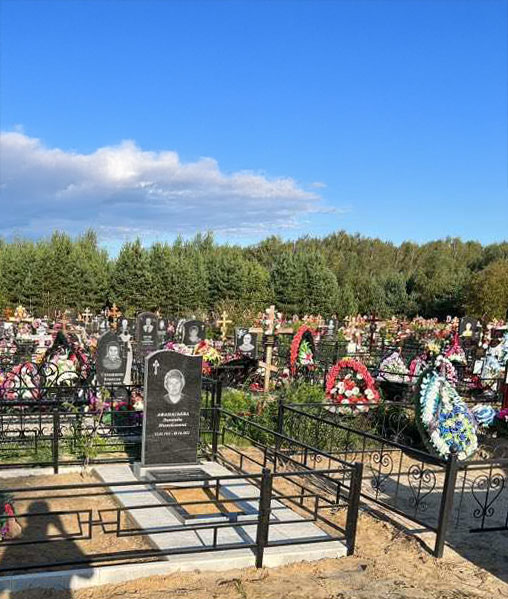 Установка памятника на кладбище