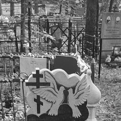 Заказать памятник на кладбище Плотниково