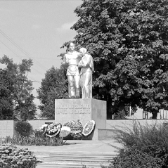 Заказать памятник на кладбище Орлово