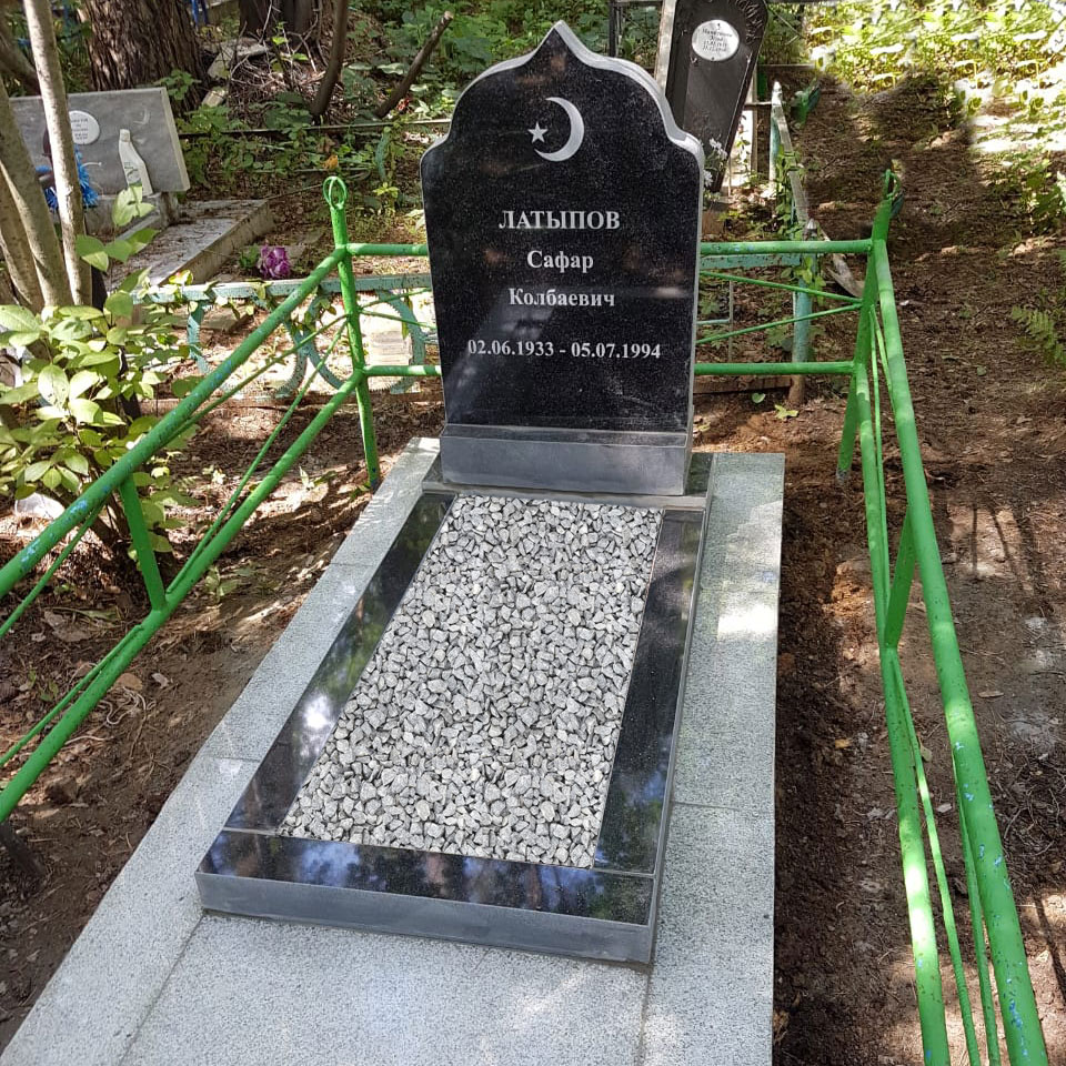 Памятник гранитный