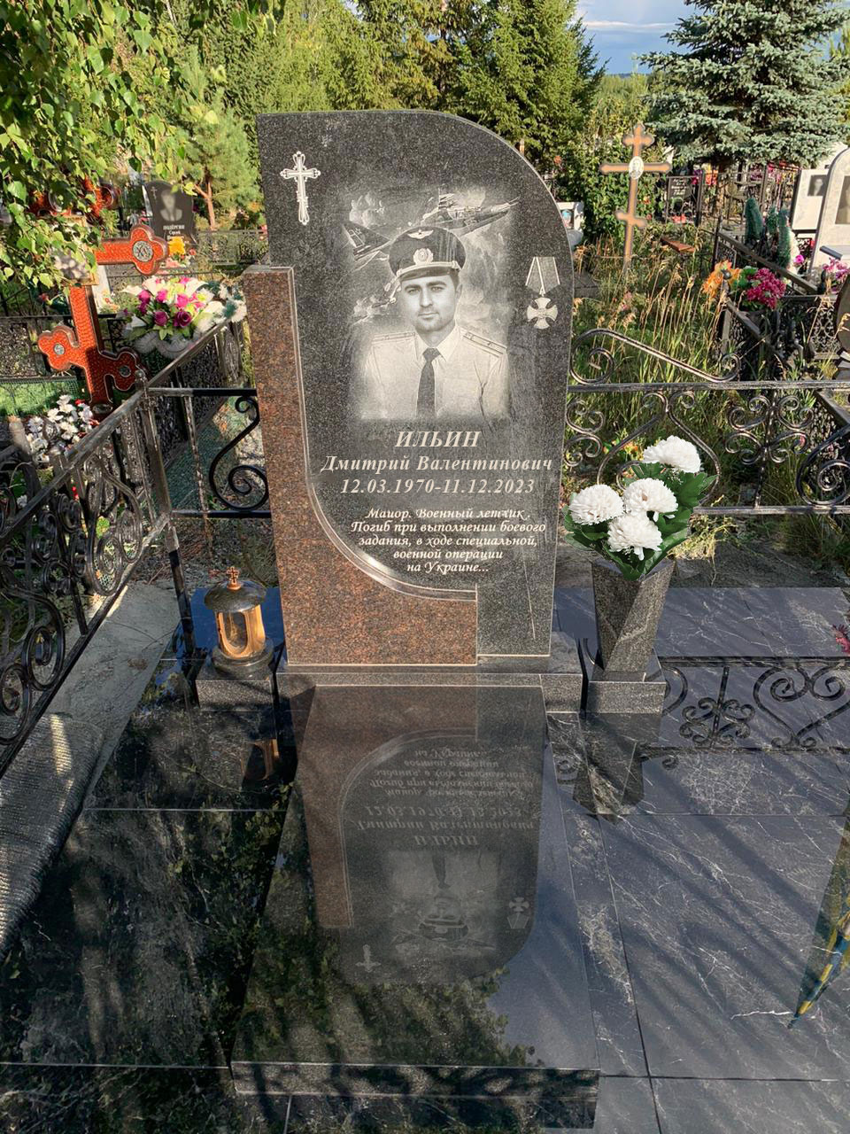 Эксклюзивный памятник из гранита