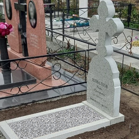 серый крест 