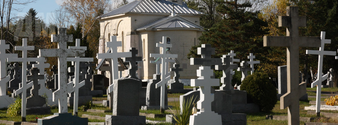 Вешают ли фото на крест на кладбище